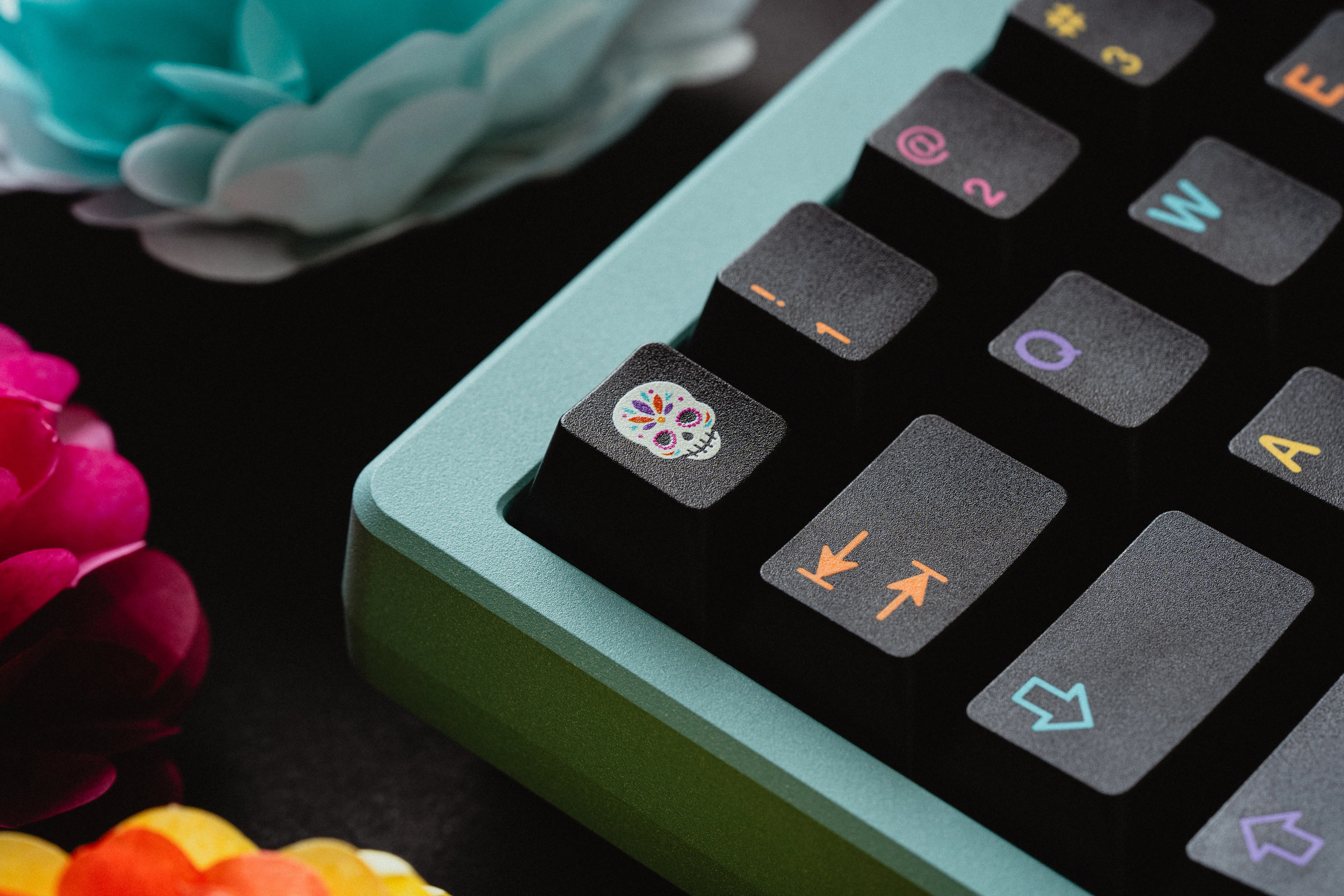 Close-up of GMK Mictlán skull novelty keycap