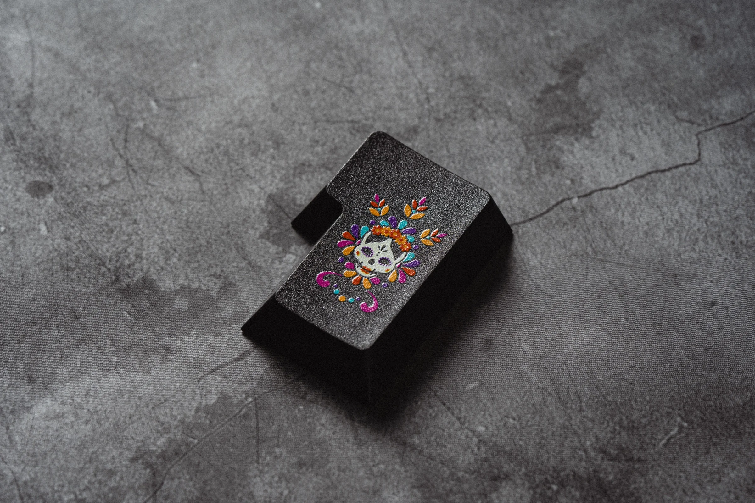 GMK Mictlán decorative spacebar with skull and flowers